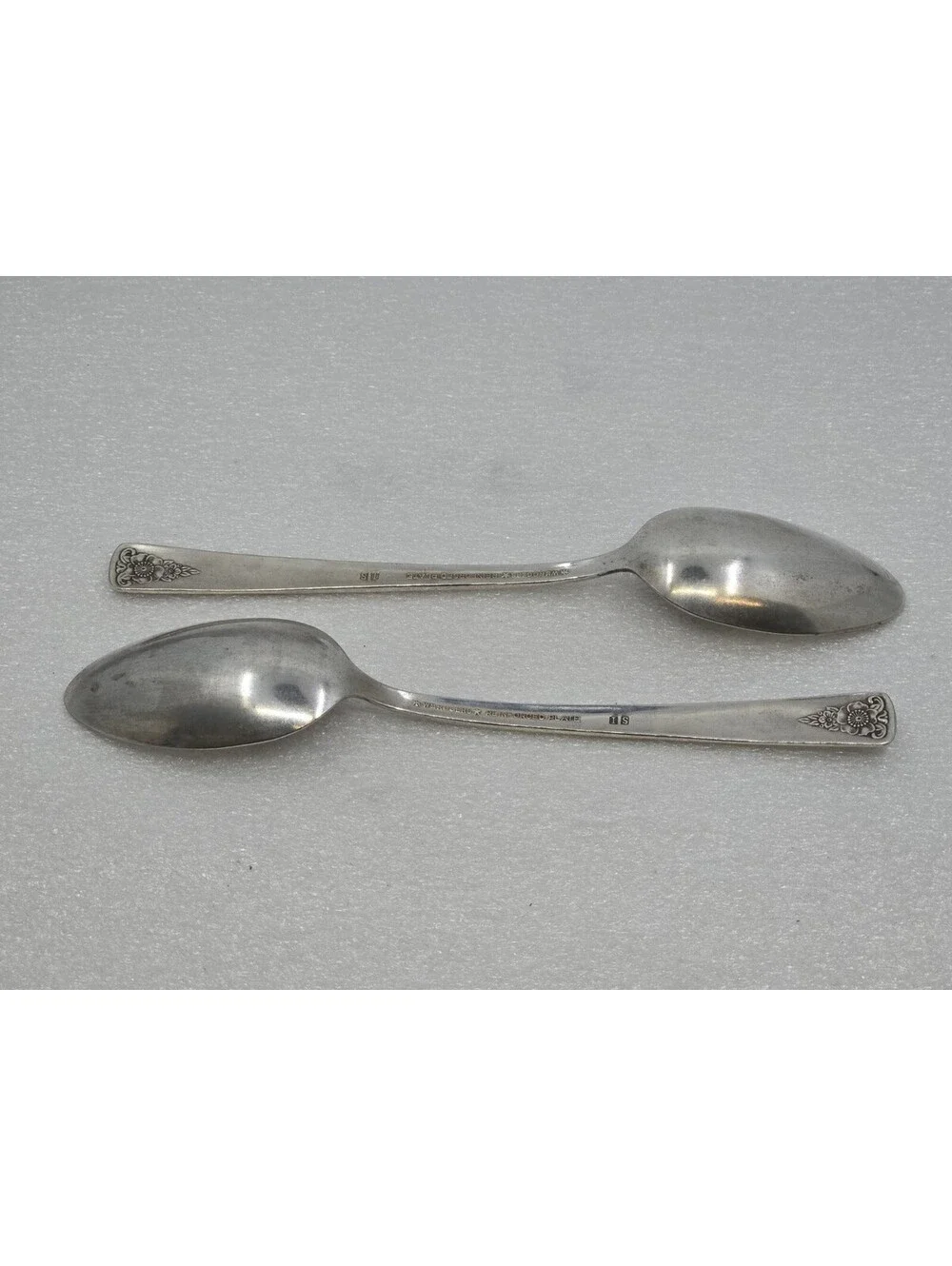WM Rogers Reinforced Plate IS Silverware Starlight Pattern 2 Tablespoons 7.25